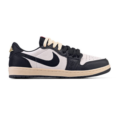 Air Jordan 1 Retro Low OG Trophy Room Away (Preto/Branco)
