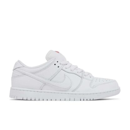 SB Dunk All White