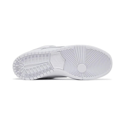 SB Dunk All White