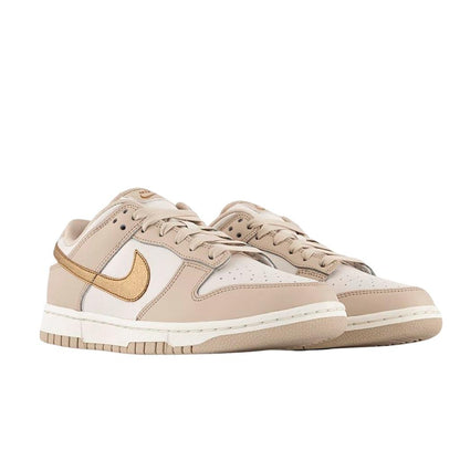 SB Dunk (Nude/Dourado)